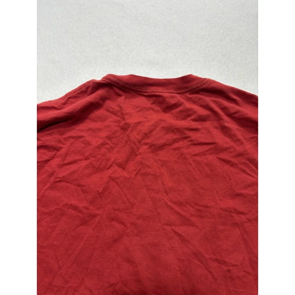 True Religion Shirt Mens Small Red Buddha Logo Graphic Tee Short Sleeve Cotton